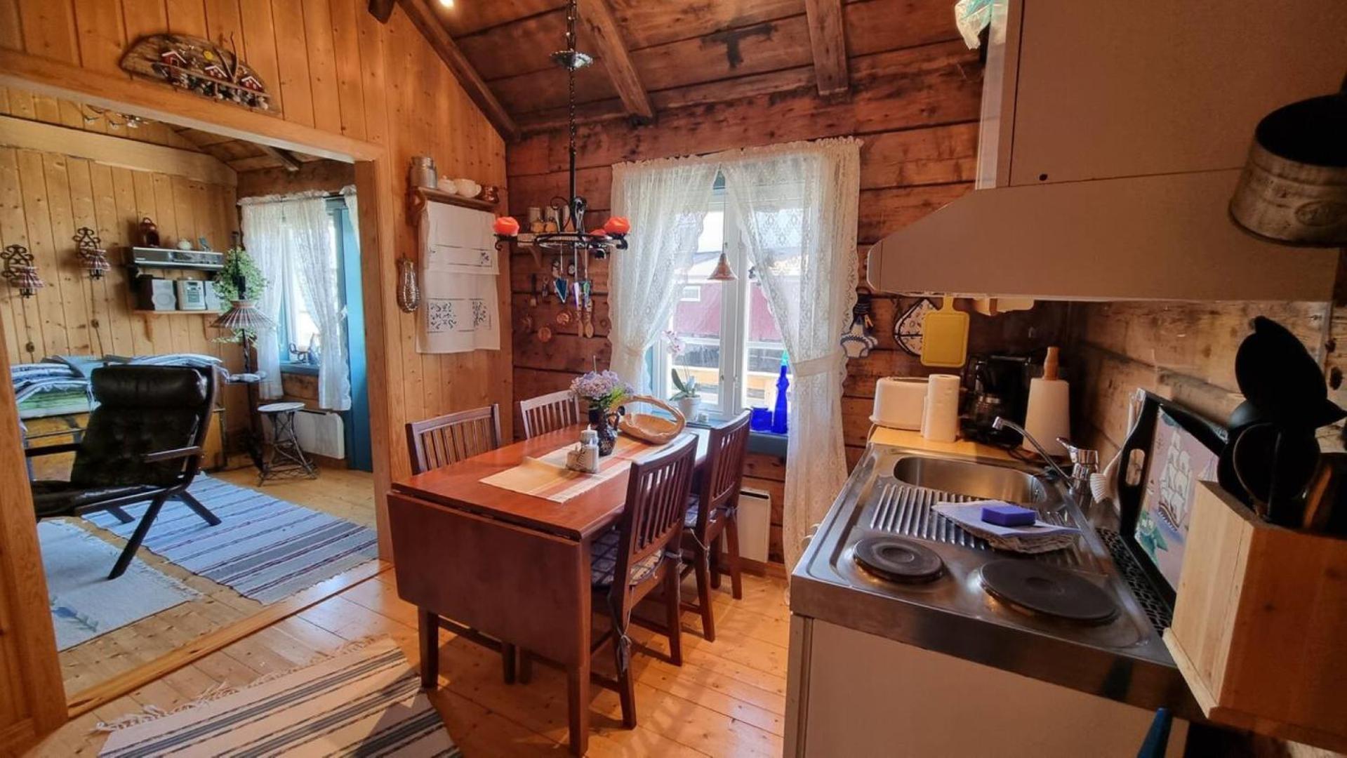Koselig Rorbu Pa Tind Villa Sorvagen Luaran gambar